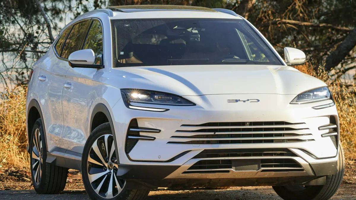 Институт «Цомет» разрешил электромобили Geely для экстренных служб в субботу