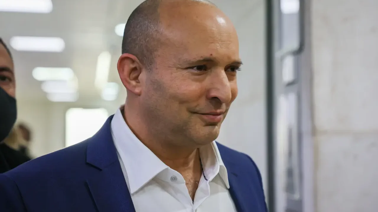 Bennett clashes with bereaved mother at Modi'in election event over Tzafit disaster