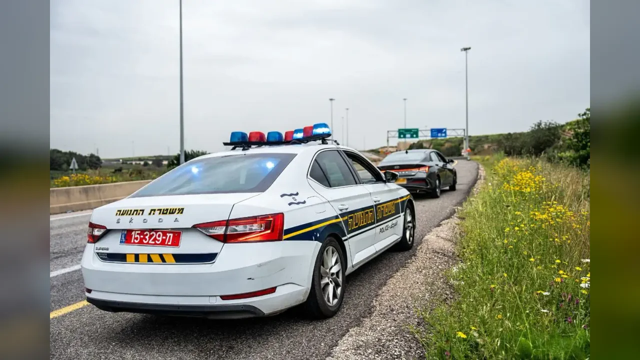 Attempted to run over police officers and flee: two brothers arrested on suspicion of transporting illegal aliens