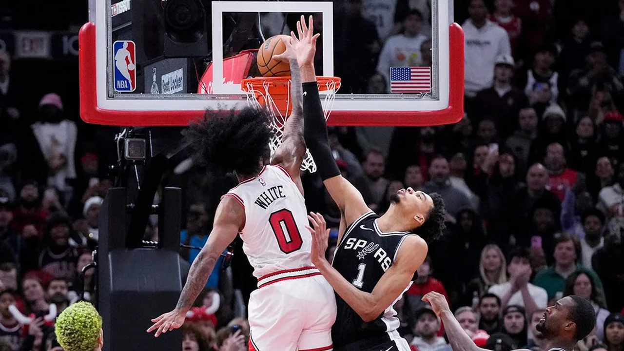 Amen Thompson Blocks Wembanyama as Houston Edges San Antonio 114-110