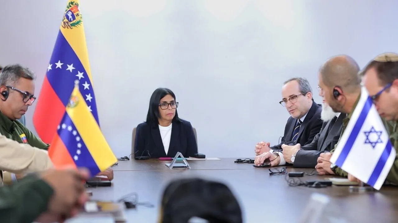New details on the renewal of relations with Venezuela — and the blue wave that continues to intensify