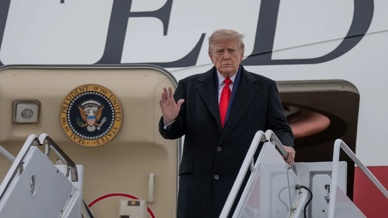 Trump Lashes Out at Reuters Reporter Over Canceled Midterm Rallies