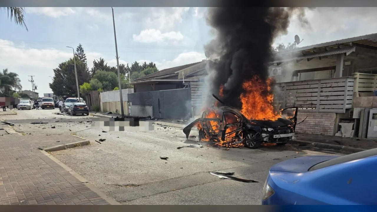 Flammable material container at the scene: Minor arrested on suspicion of setting fire to a vehicle in Haifa