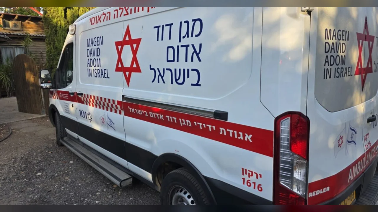 Unusual Attack in the Sharon: 65-Year-Old Man Struck by Fishing Harpoon