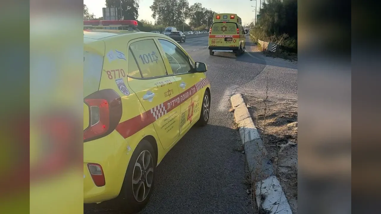 Electric bicycle rider seriously injured in accident on Highway 44 near Nir Tzvi