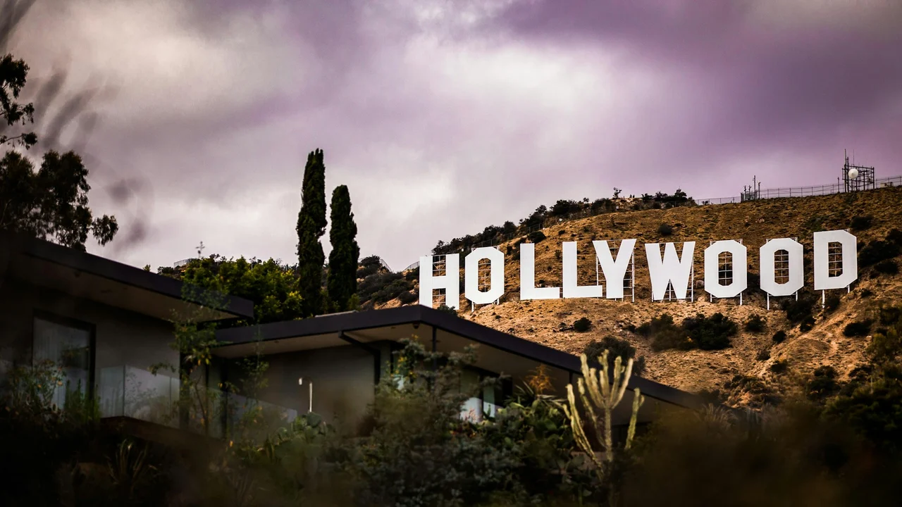 Rotem Sela sème le doute avec un mystérieux teaser hollywoodien