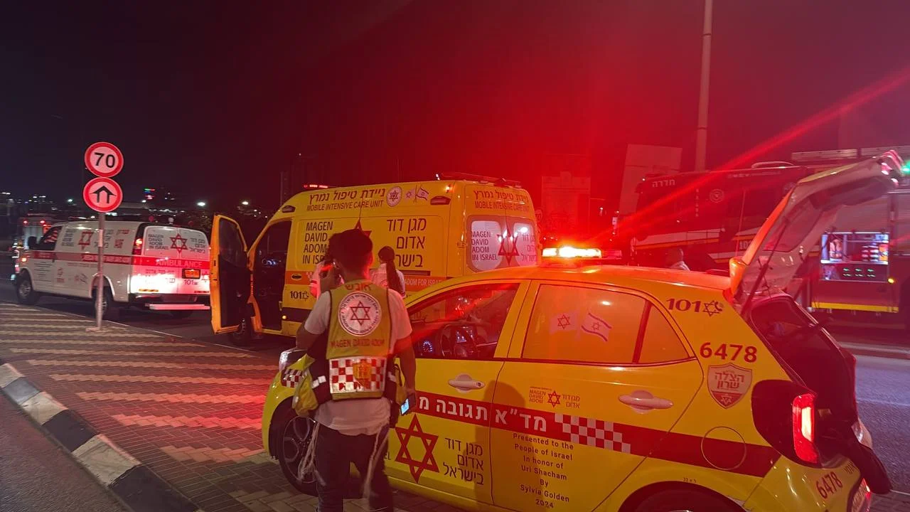 Bus driver collapsed while driving and collided with a vehicle, his condition is critical