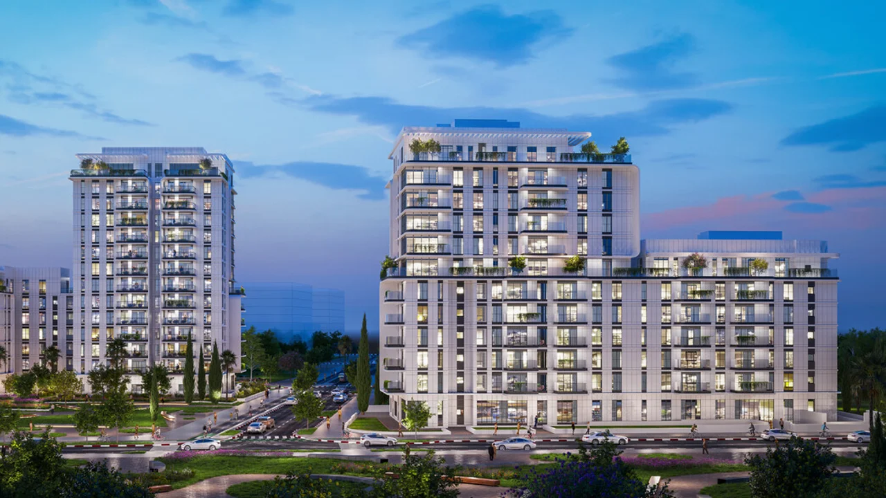 Real Estate Developers Pivot to Bulk Apartment Sales Amid Market Slowdown